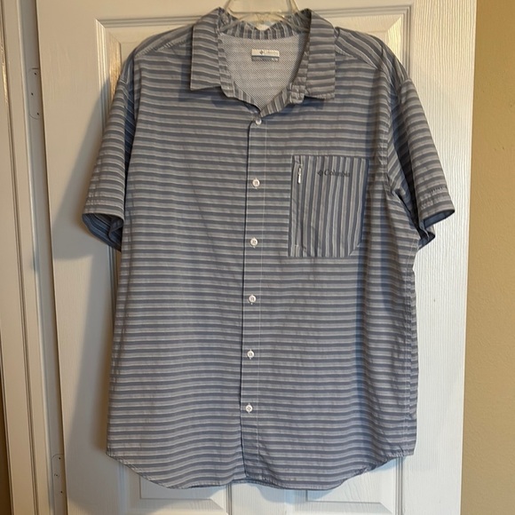 Columbia Omni-Shade men’s blue striped short sleeve button down shirt size XL - Picture 1 of 11